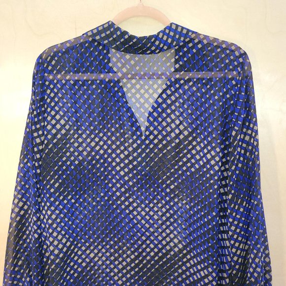 Pleione Blue Multicolor Geometric V Neck Long Sleeve Tunic Blouse Women Size M - Picture 7 of 9
